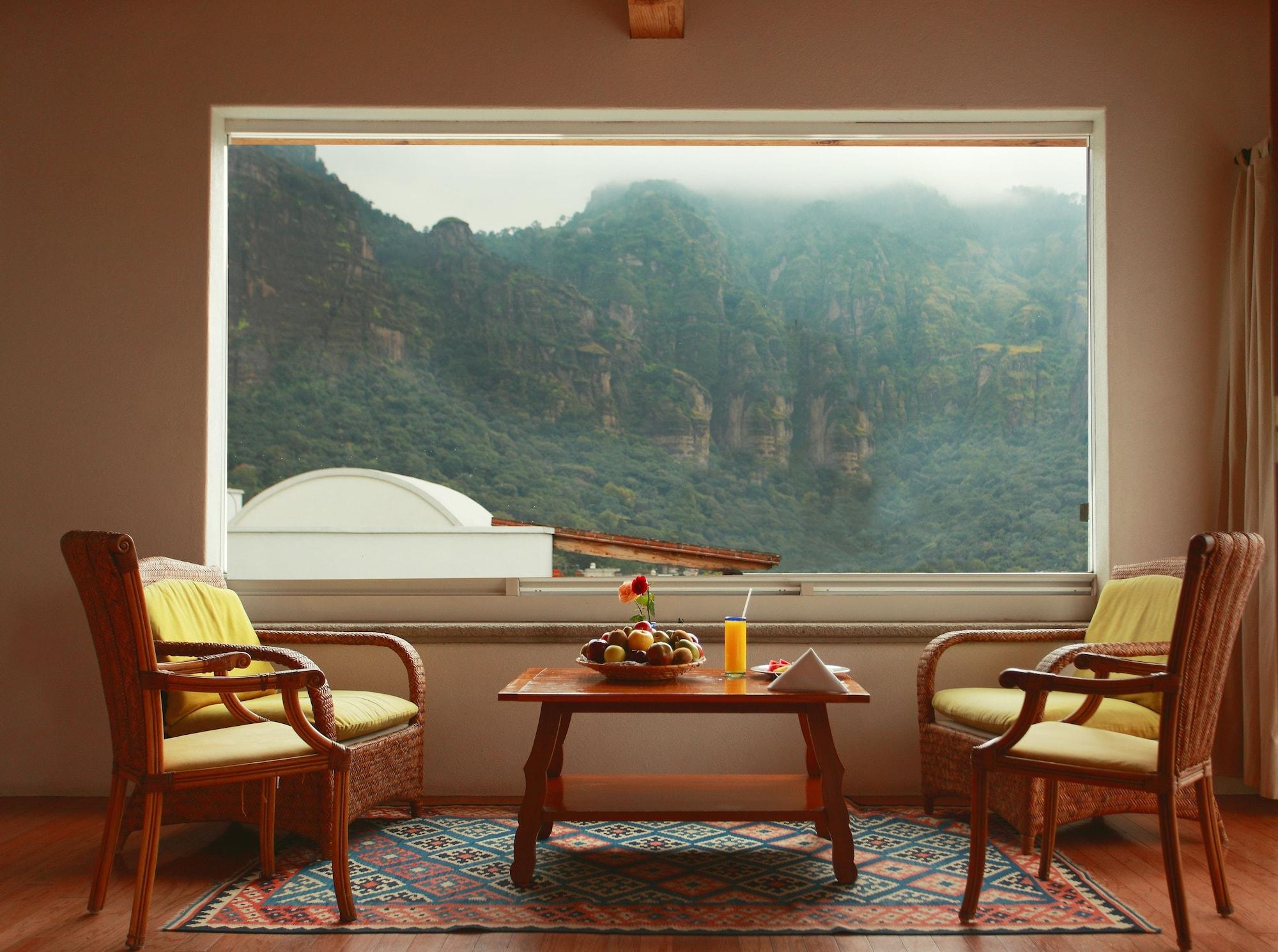 Posada Del Tepozteco - Hotel & Gallery Tepoztlan Bagian luar foto