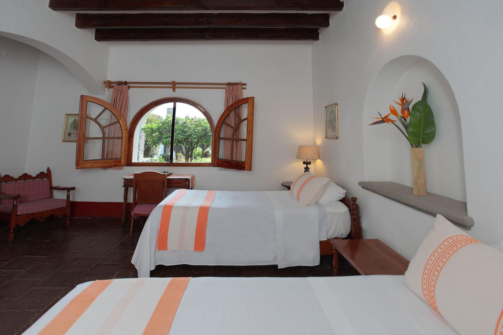 Posada Del Tepozteco - Hotel & Gallery Tepoztlan Bagian luar foto