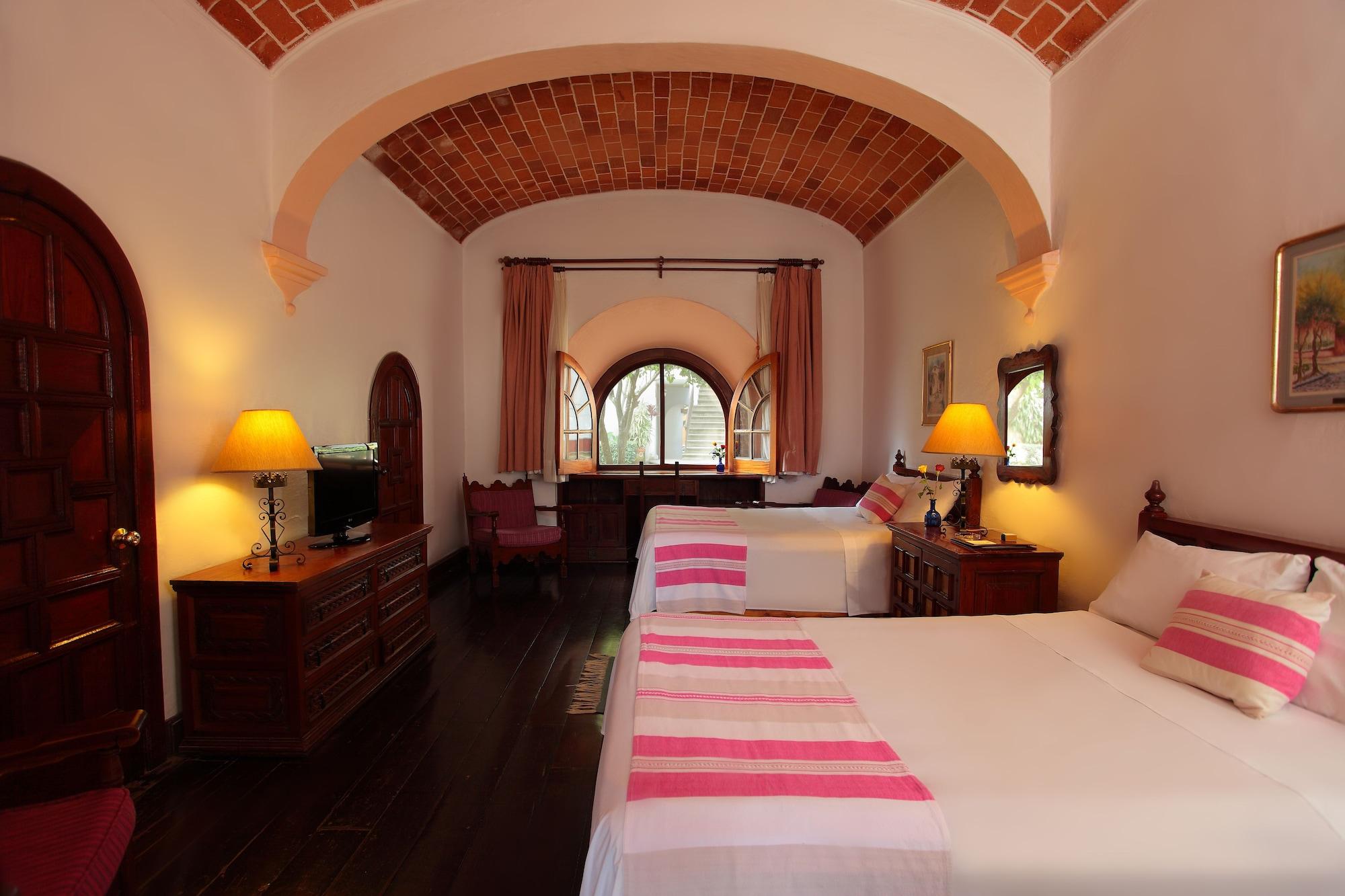 Posada Del Tepozteco - Hotel & Gallery Tepoztlan Bagian luar foto