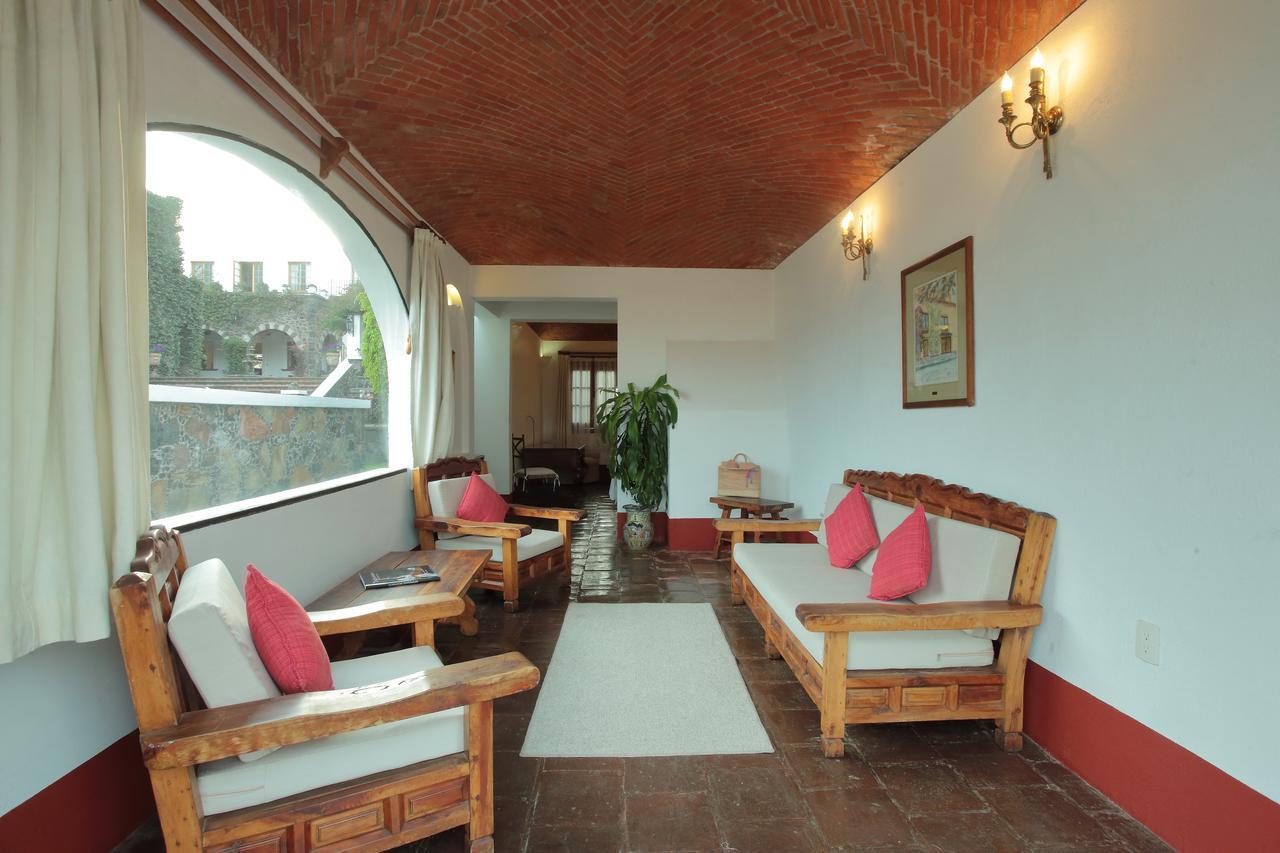 Posada Del Tepozteco - Hotel & Gallery Tepoztlan Bagian luar foto